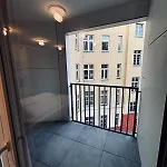 Cozy And Quiet In The Centre Apartment Poznan