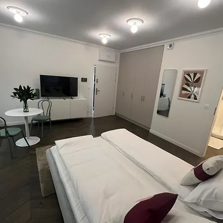 Cozy And Quiet In The Centre Apartmán