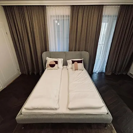 Cozy And Quiet In The Centre Apartmán *