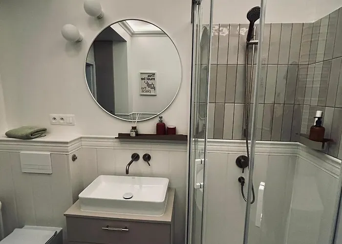 Cozy And Quiet In The Centre Poznaň