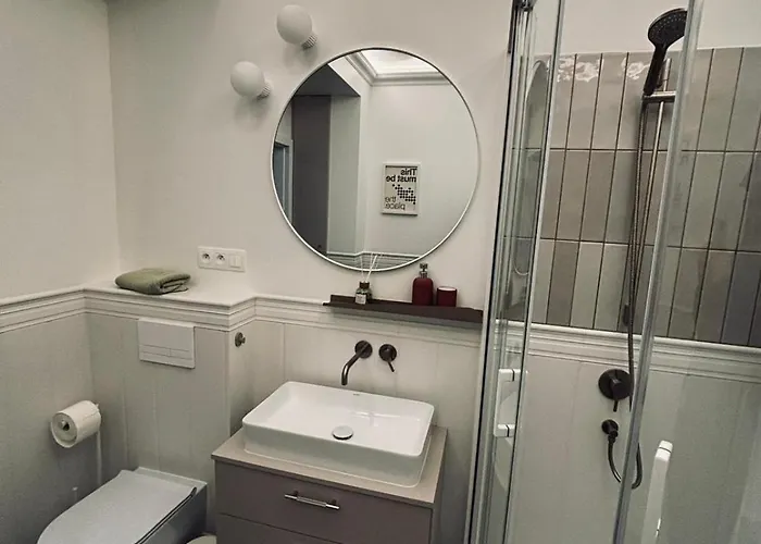 Cozy And Quiet In The Centre Poznaň